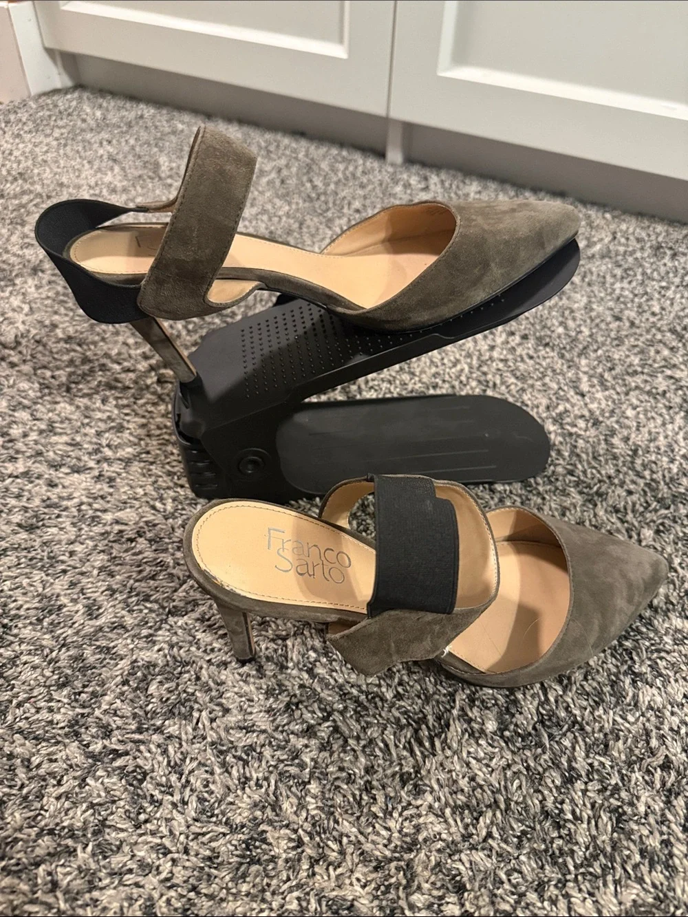 Franco Sarto Women’s Size 9.5 Olive Suede Pointed Toe Ankle Strap Heels